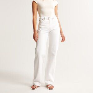Abercrombie Curve Love High Rise 90s Relaxed Jean Size 28 Long White Ecru